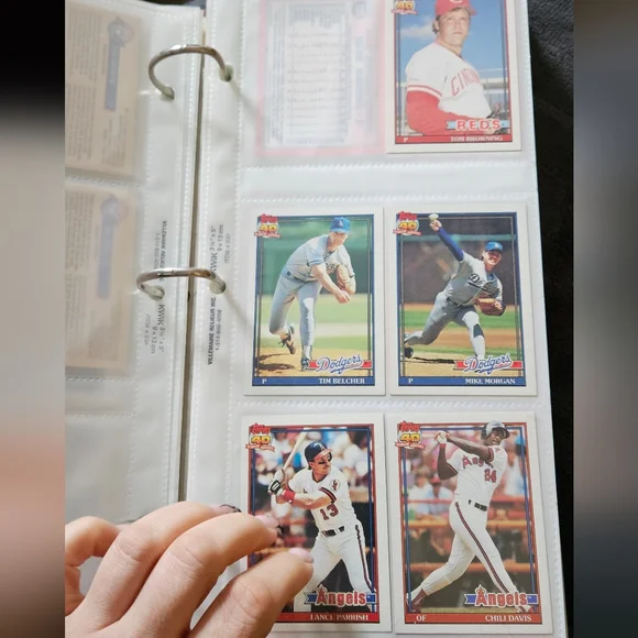 267 Random Sports Cards - Picture 4 of 4